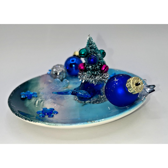 Vintage Mini Hand Blown Glass Blue Christmas Whale "Swimming in Snowflakes"OOAK - Picture 12 of 16